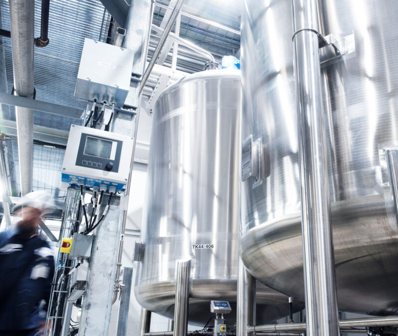 Quality-assured manufacture